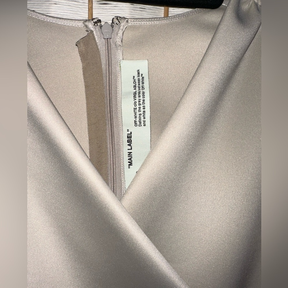 Off-White Elegant Beige long sleeve Dress - Picture 3 of 5